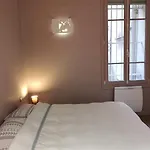 Beautiful Duplex In The Center Of *